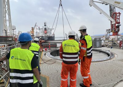 Mobilization and Demobilization installation vessels
