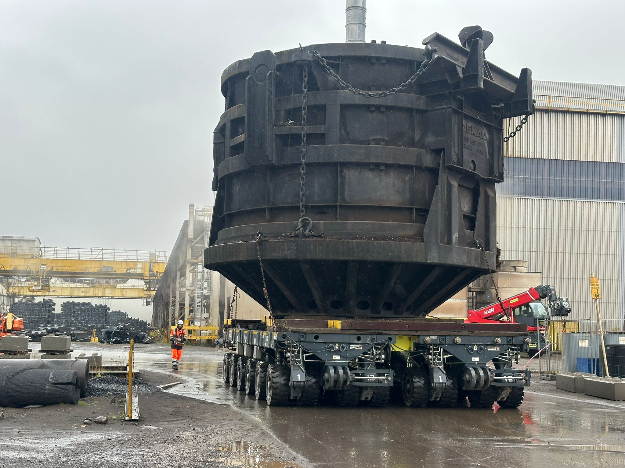 WhatsApp Image 2025-10-28 at 14.48.34 (1)