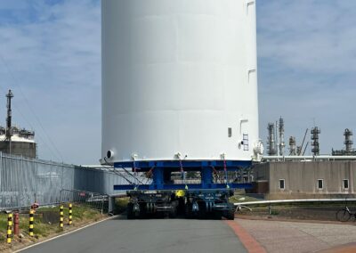 Evening transport operation – lifting over obstacles without removal